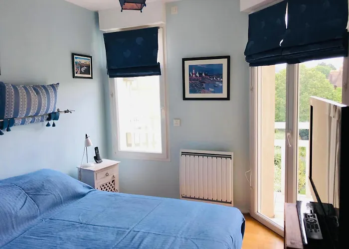 Superbe 3 Pieces Les Planches Vue Deauville Tourgeville